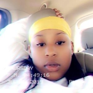 Meet your Posher, Marjia